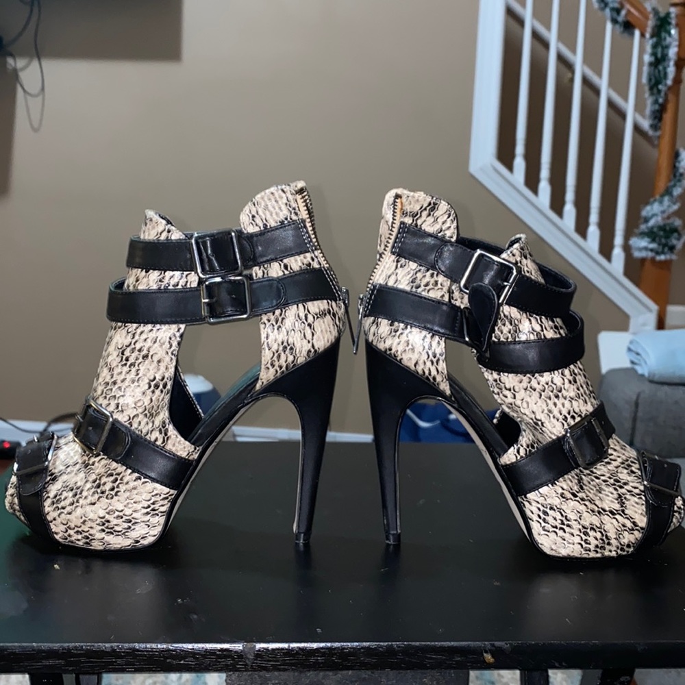 Size 8 - Snake Skin Heels